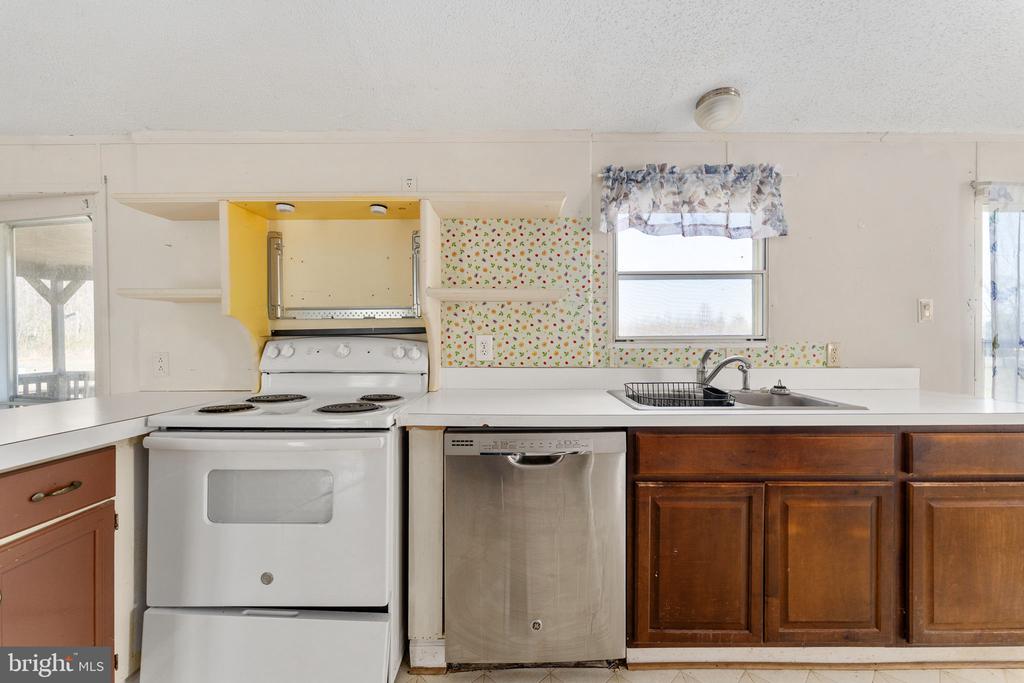 19473 DANIEL RD, ORANGE, Virginia 22960, 3 Bedrooms Bedrooms, ,2 BathroomsBathrooms,Residential,19473 DANIEL RD,VAOR2013764 MLS # VAOR2013764