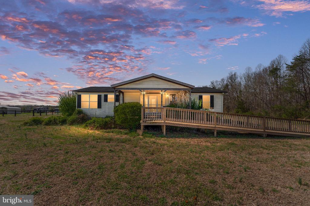 19473 DANIEL RD, ORANGE, Virginia 22960, 3 Bedrooms Bedrooms, ,2 BathroomsBathrooms,Residential,19473 DANIEL RD,VAOR2013764 MLS # VAOR2013764