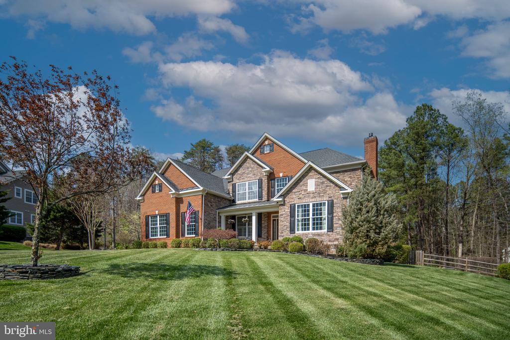 11613 PINE HOLLOW LN, SPOTSYLVANIA, Virginia 22551, 4 Bedrooms Bedrooms, ,3 BathroomsBathrooms,Residential,11613 PINE HOLLOW LN,VASP2040602 MLS # VASP2040602