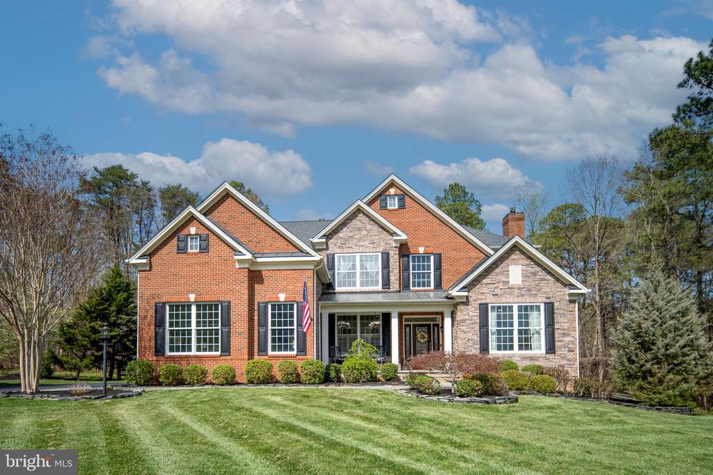 11613 PINE HOLLOW LN, SPOTSYLVANIA, Virginia 22551, 4 Bedrooms Bedrooms, ,3 BathroomsBathrooms,Residential,11613 PINE HOLLOW LN,VASP2040602 MLS # VASP2040602