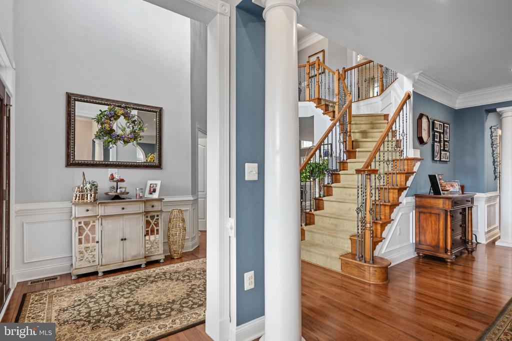 11613 PINE HOLLOW LN, SPOTSYLVANIA, Virginia 22551, 4 Bedrooms Bedrooms, ,3 BathroomsBathrooms,Residential,11613 PINE HOLLOW LN,VASP2040602 MLS # VASP2040602