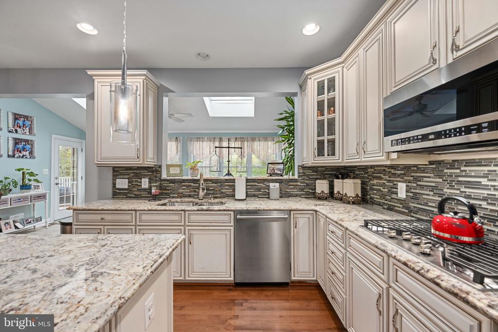 11613 PINE HOLLOW LN, SPOTSYLVANIA, Virginia 22551, 4 Bedrooms Bedrooms, ,3 BathroomsBathrooms,Residential,11613 PINE HOLLOW LN,VASP2040602 MLS # VASP2040602