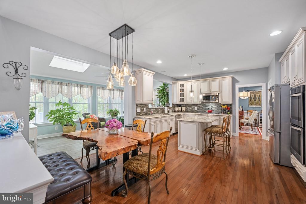 11613 PINE HOLLOW LN, SPOTSYLVANIA, Virginia 22551, 4 Bedrooms Bedrooms, ,3 BathroomsBathrooms,Residential,11613 PINE HOLLOW LN,VASP2040602 MLS # VASP2040602