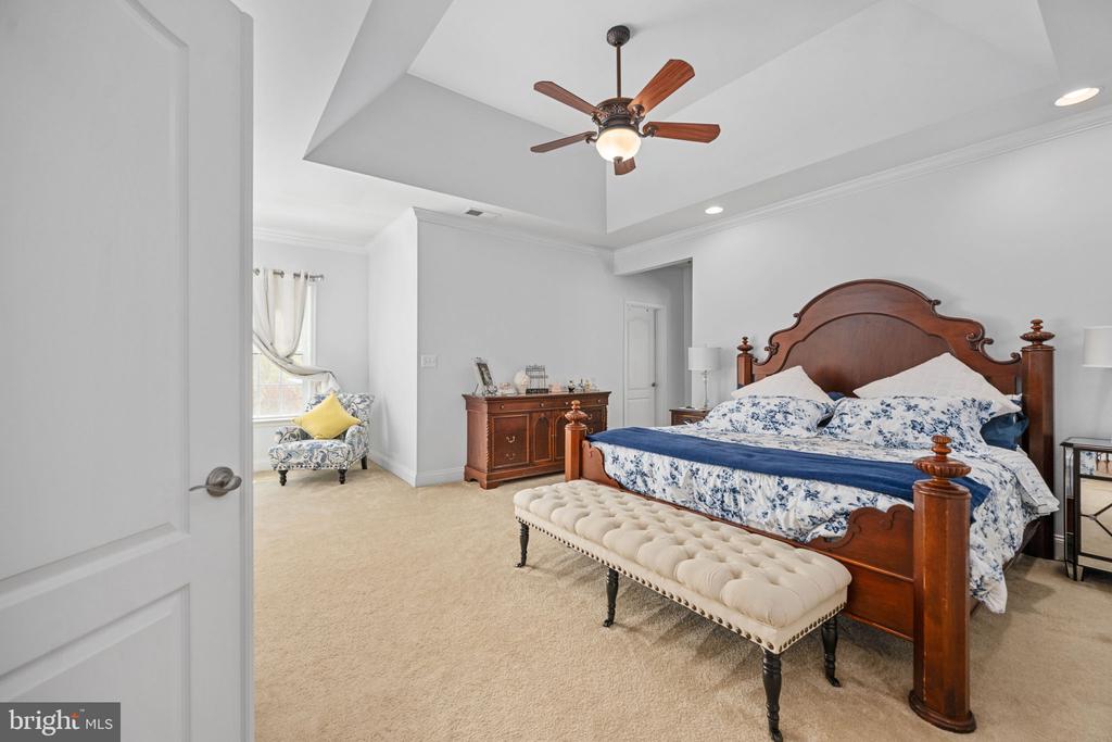 11613 PINE HOLLOW LN, SPOTSYLVANIA, Virginia 22551, 4 Bedrooms Bedrooms, ,3 BathroomsBathrooms,Residential,11613 PINE HOLLOW LN,VASP2040602 MLS # VASP2040602