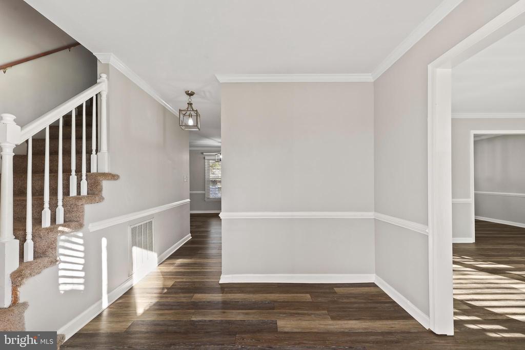 503 MAPLE GROVE DR, FREDERICKSBURG, Virginia 22407, 4 Bedrooms Bedrooms, ,2 BathroomsBathrooms,Residential,503 MAPLE GROVE DR,VASP2040594 MLS # VASP2040594