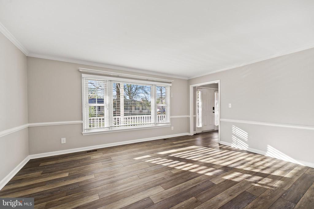 503 MAPLE GROVE DR, FREDERICKSBURG, Virginia 22407, 4 Bedrooms Bedrooms, ,2 BathroomsBathrooms,Residential,503 MAPLE GROVE DR,VASP2040594 MLS # VASP2040594