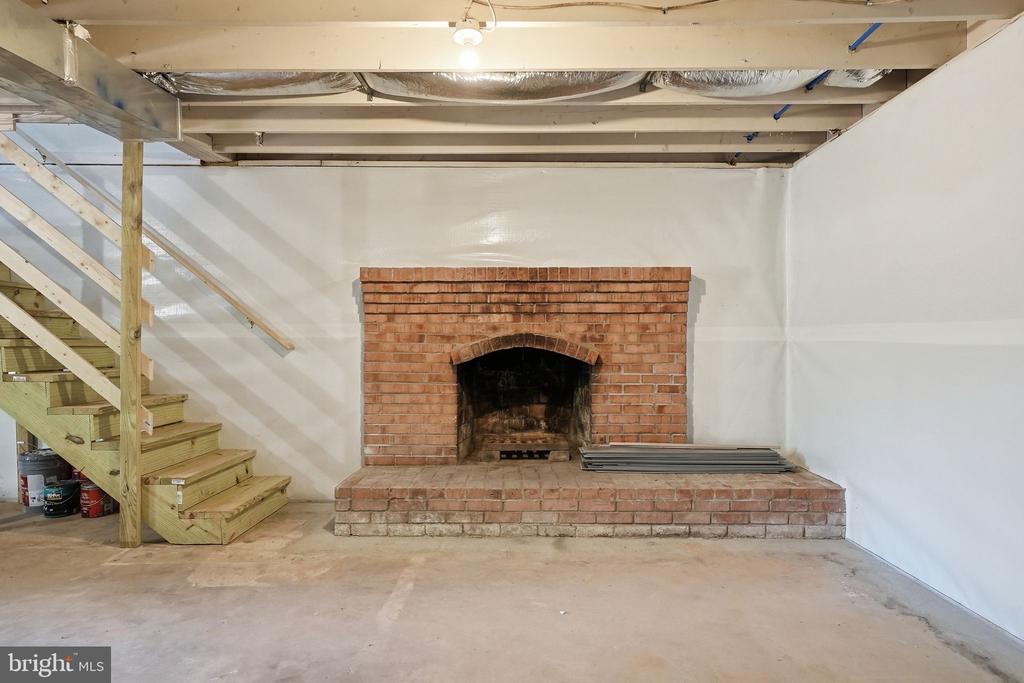 22064 YELLOWBOTTOM, LIGNUM, Virginia 22726, 3 Bedrooms Bedrooms, ,2 BathroomsBathrooms,Residential,22064 YELLOWBOTTOM,VACU2013156 MLS # VACU2013156