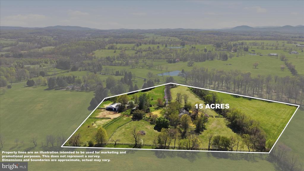 2517 FIVE POINTS RD, MARSHALL, Virginia, 5 Bedrooms Bedrooms, ,4 BathroomsBathrooms,Residential,2517 FIVE POINTS RD,VAFQ2021260 MLS # VAFQ2021260