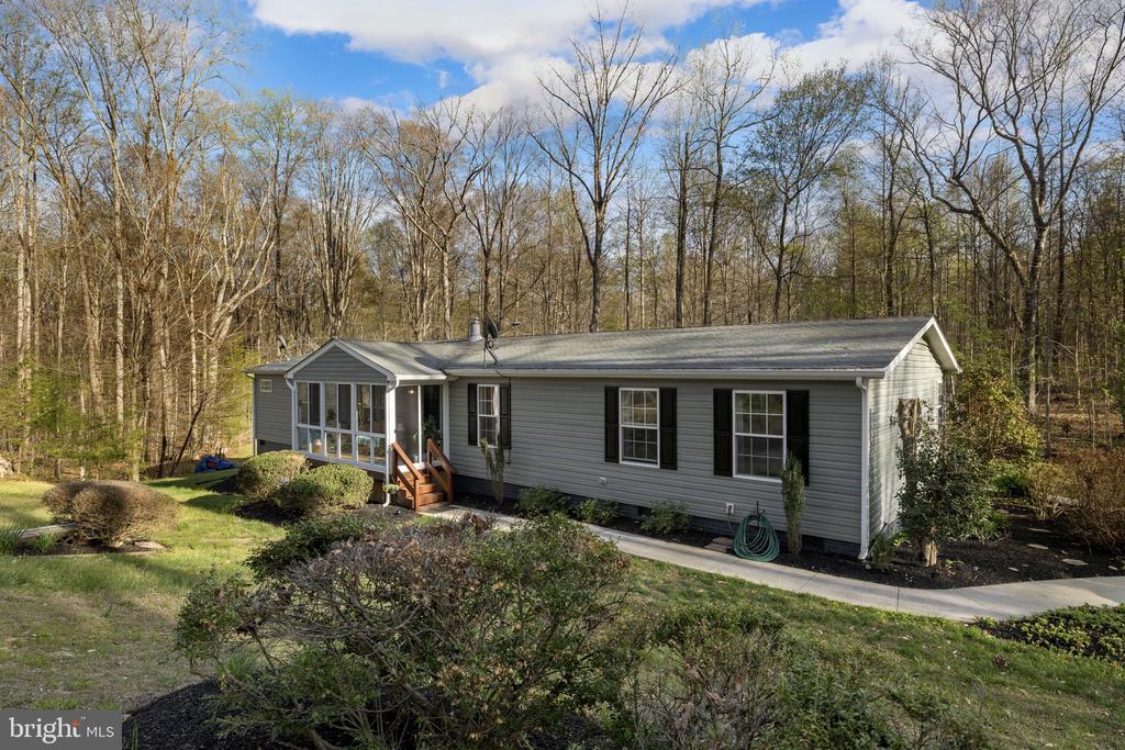 9401 MILL POND RD, SPOTSYLVANIA, Virginia 22551, 3 Bedrooms Bedrooms, ,2 BathroomsBathrooms,Residential,9401 MILL POND RD,VASP2040668 MLS # VASP2040668