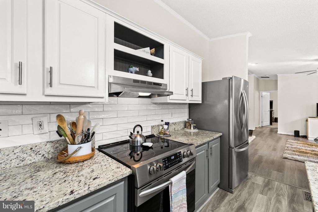 9401 MILL POND RD, SPOTSYLVANIA, Virginia 22551, 3 Bedrooms Bedrooms, ,2 BathroomsBathrooms,Residential,9401 MILL POND RD,VASP2040668 MLS # VASP2040668