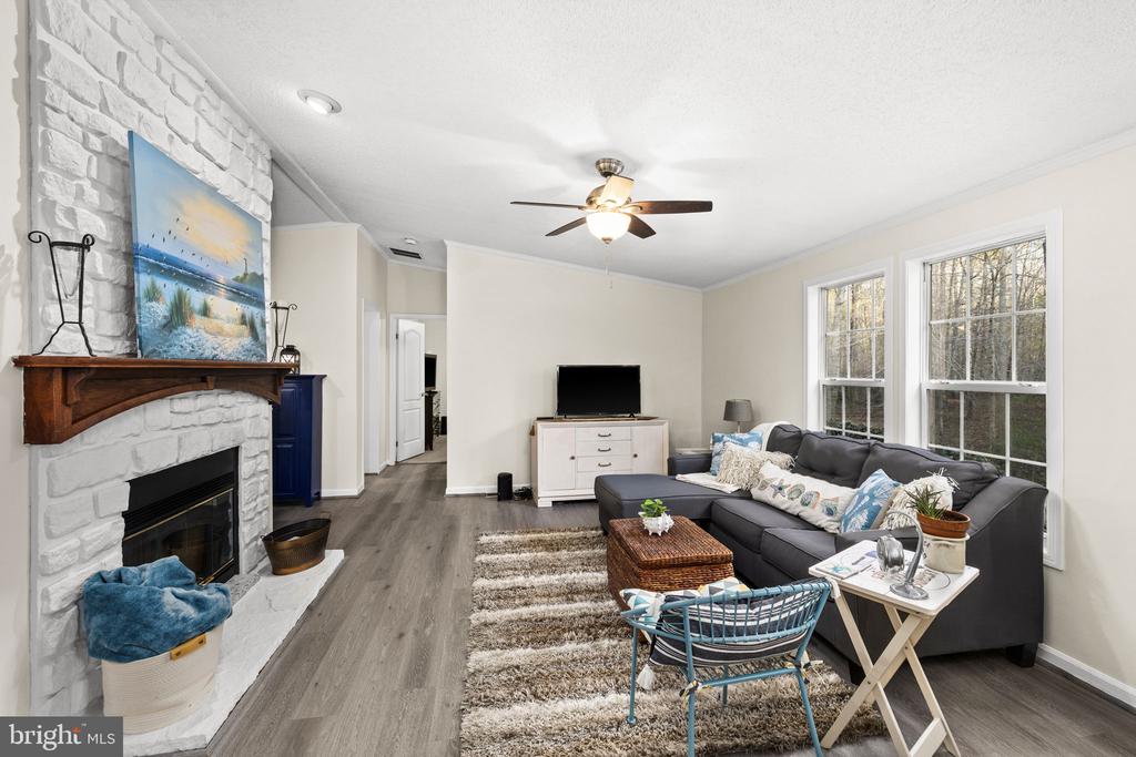 9401 MILL POND RD, SPOTSYLVANIA, Virginia 22551, 3 Bedrooms Bedrooms, ,2 BathroomsBathrooms,Residential,9401 MILL POND RD,VASP2040668 MLS # VASP2040668