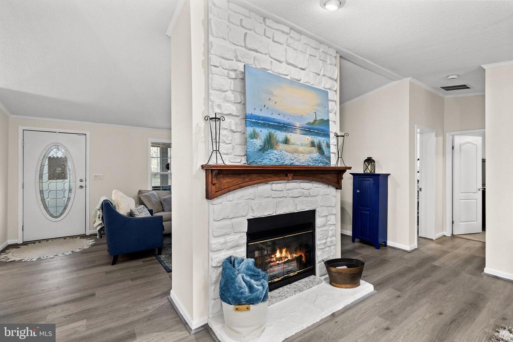 9401 MILL POND RD, SPOTSYLVANIA, Virginia 22551, 3 Bedrooms Bedrooms, ,2 BathroomsBathrooms,Residential,9401 MILL POND RD,VASP2040668 MLS # VASP2040668