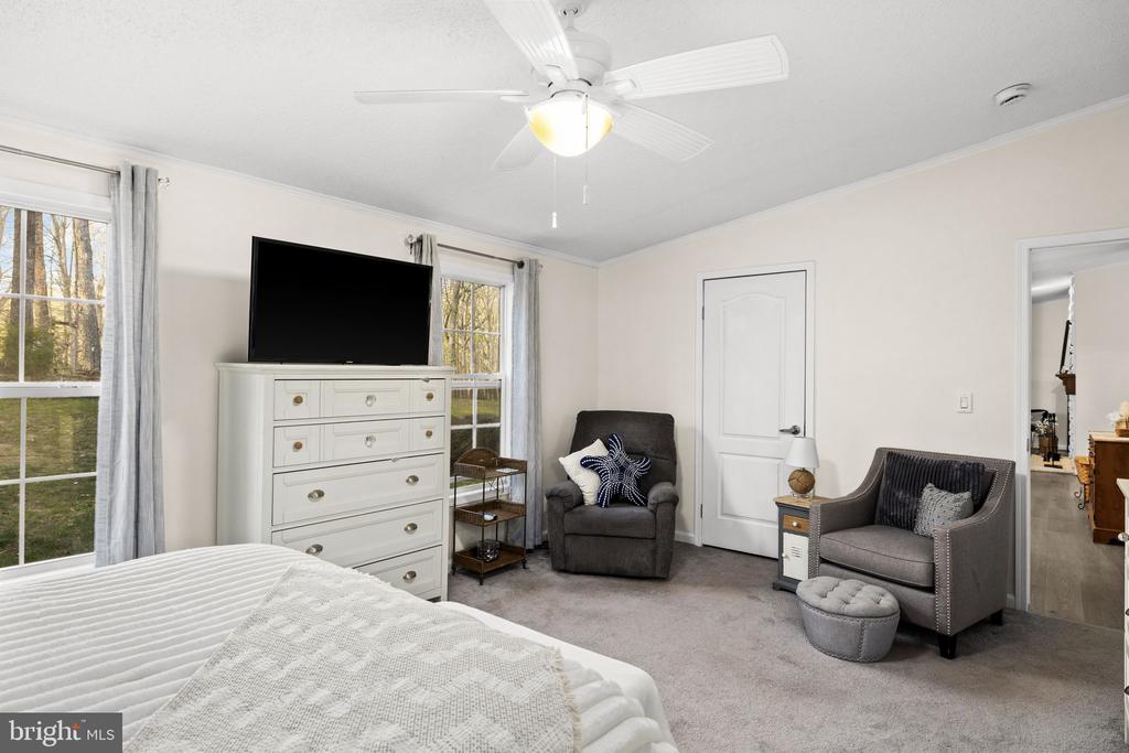 9401 MILL POND RD, SPOTSYLVANIA, Virginia 22551, 3 Bedrooms Bedrooms, ,2 BathroomsBathrooms,Residential,9401 MILL POND RD,VASP2040668 MLS # VASP2040668