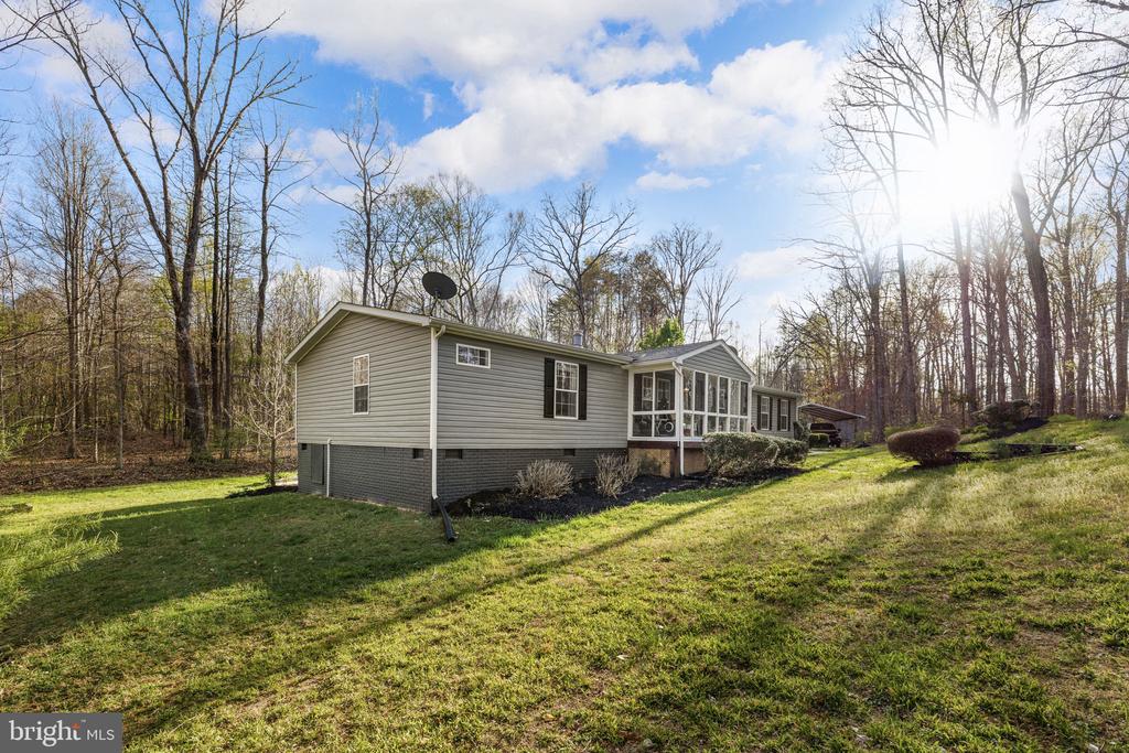 9401 MILL POND RD, SPOTSYLVANIA, Virginia 22551, 3 Bedrooms Bedrooms, ,2 BathroomsBathrooms,Residential,9401 MILL POND RD,VASP2040668 MLS # VASP2040668