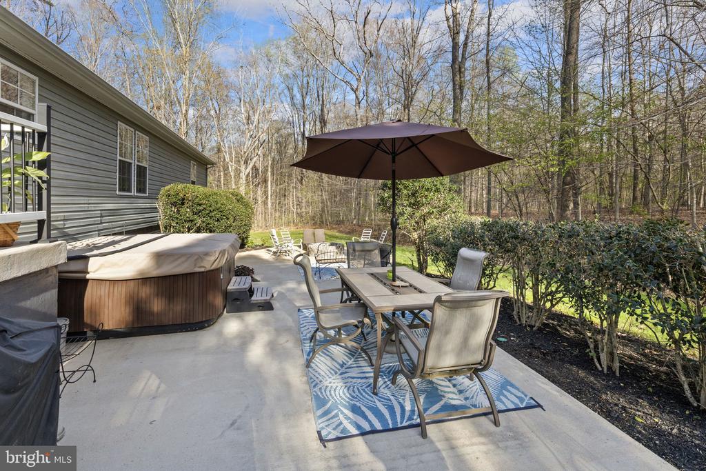 9401 MILL POND RD, SPOTSYLVANIA, Virginia 22551, 3 Bedrooms Bedrooms, ,2 BathroomsBathrooms,Residential,9401 MILL POND RD,VASP2040668 MLS # VASP2040668