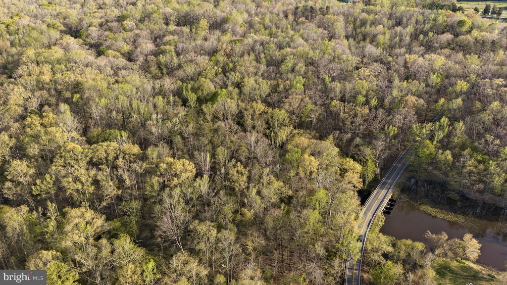 9401 MILL POND RD, SPOTSYLVANIA, Virginia 22551, 3 Bedrooms Bedrooms, ,2 BathroomsBathrooms,Residential,9401 MILL POND RD,VASP2040668 MLS # VASP2040668