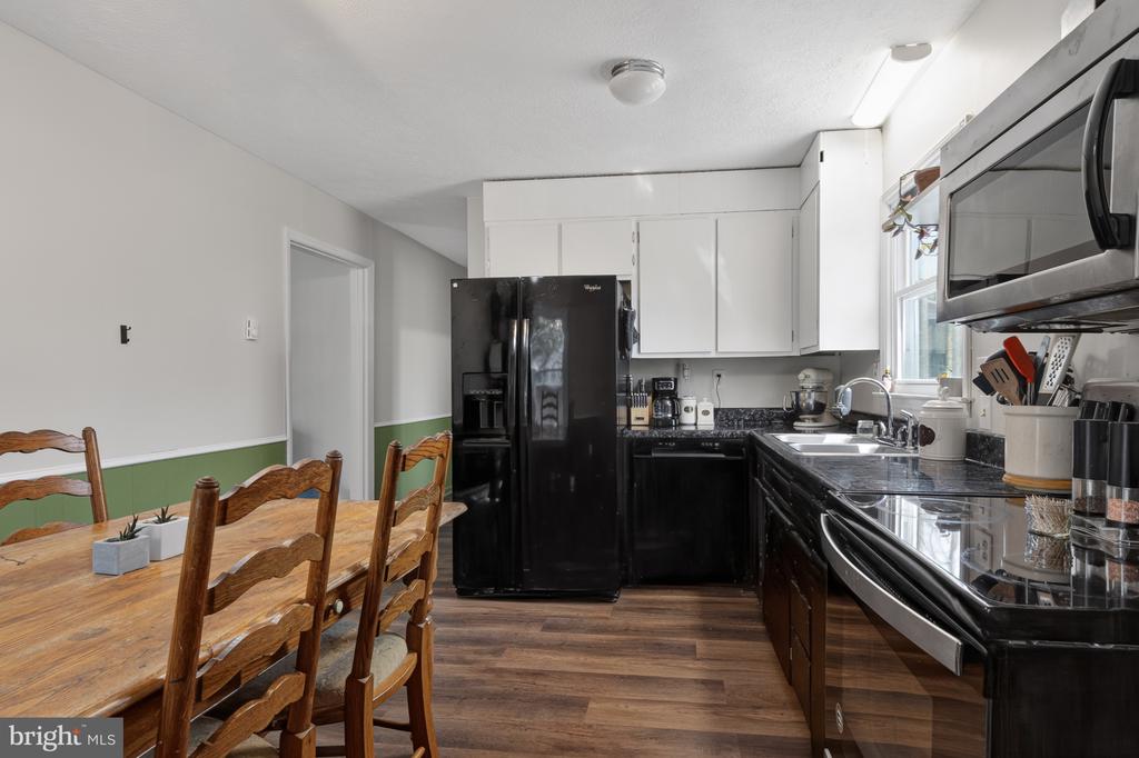 205 MONUMENT RD, LOCUST GROVE, Virginia 22508, 3 Bedrooms Bedrooms, ,1 BathroomBathrooms,Residential,205 MONUMENT RD,VAOR2013786 MLS # VAOR2013786