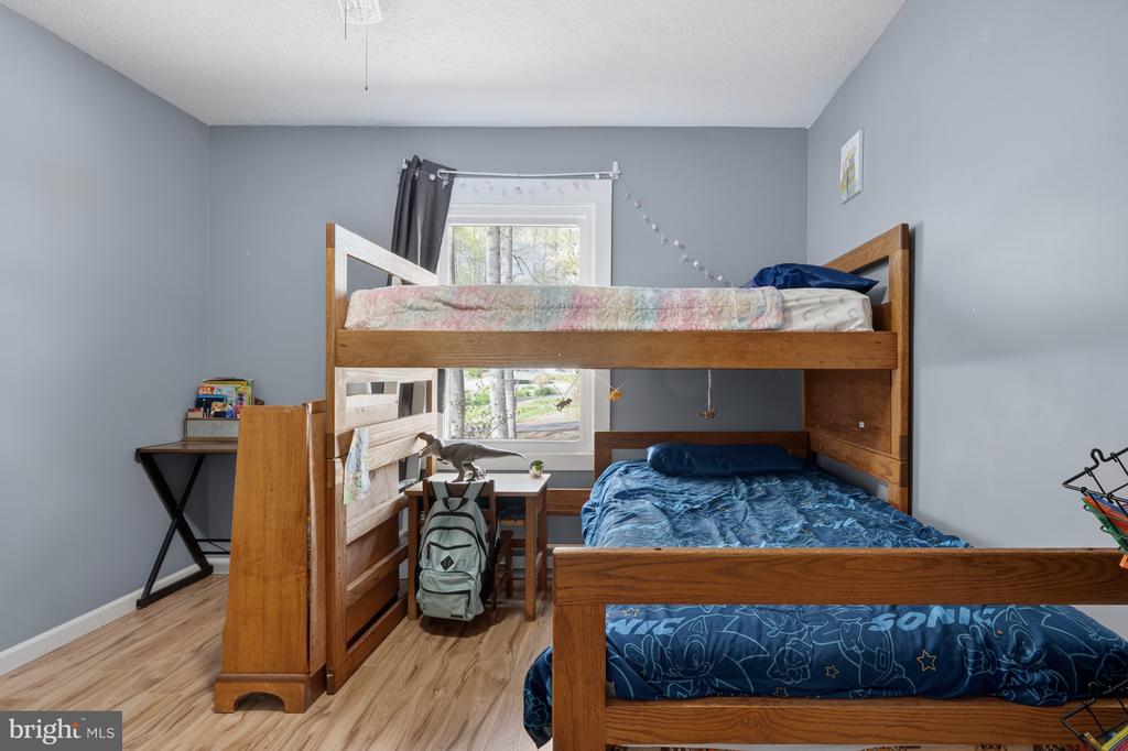 205 MONUMENT RD, LOCUST GROVE, Virginia 22508, 3 Bedrooms Bedrooms, ,1 BathroomBathrooms,Residential,205 MONUMENT RD,VAOR2013786 MLS # VAOR2013786