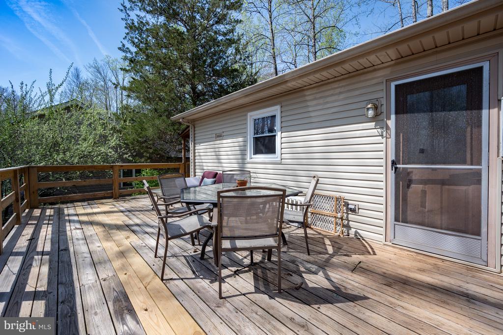 205 MONUMENT RD, LOCUST GROVE, Virginia 22508, 3 Bedrooms Bedrooms, ,1 BathroomBathrooms,Residential,205 MONUMENT RD,VAOR2013786 MLS # VAOR2013786