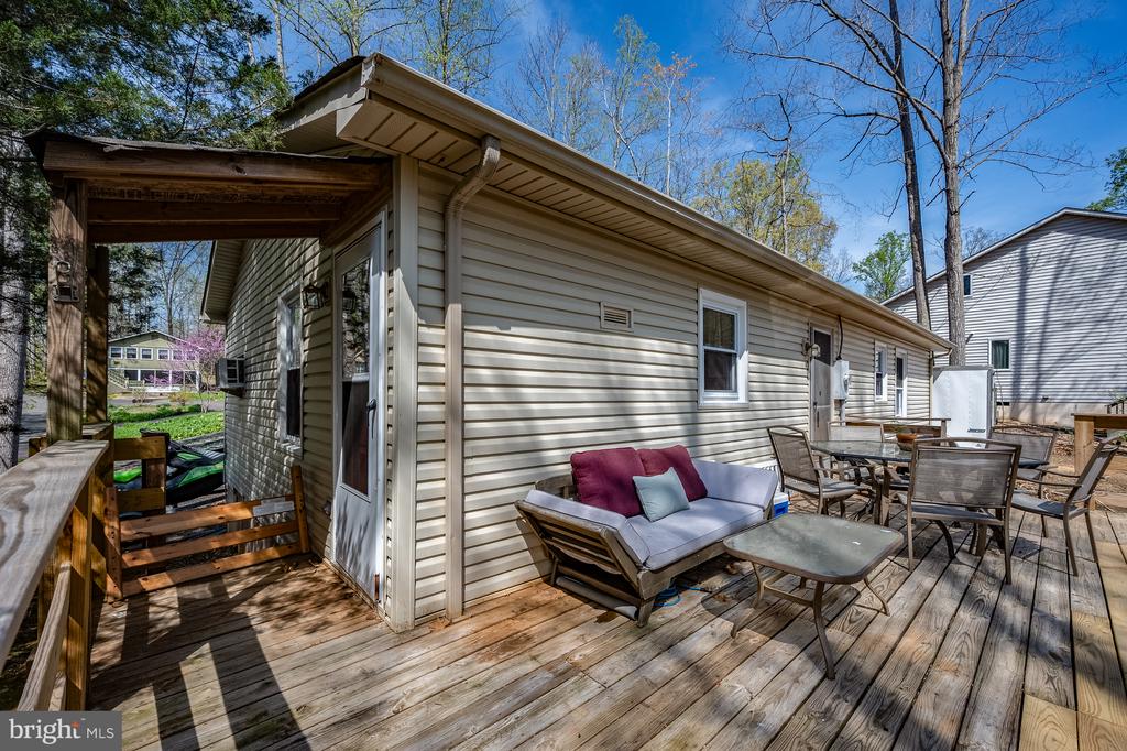 205 MONUMENT RD, LOCUST GROVE, Virginia 22508, 3 Bedrooms Bedrooms, ,1 BathroomBathrooms,Residential,205 MONUMENT RD,VAOR2013786 MLS # VAOR2013786