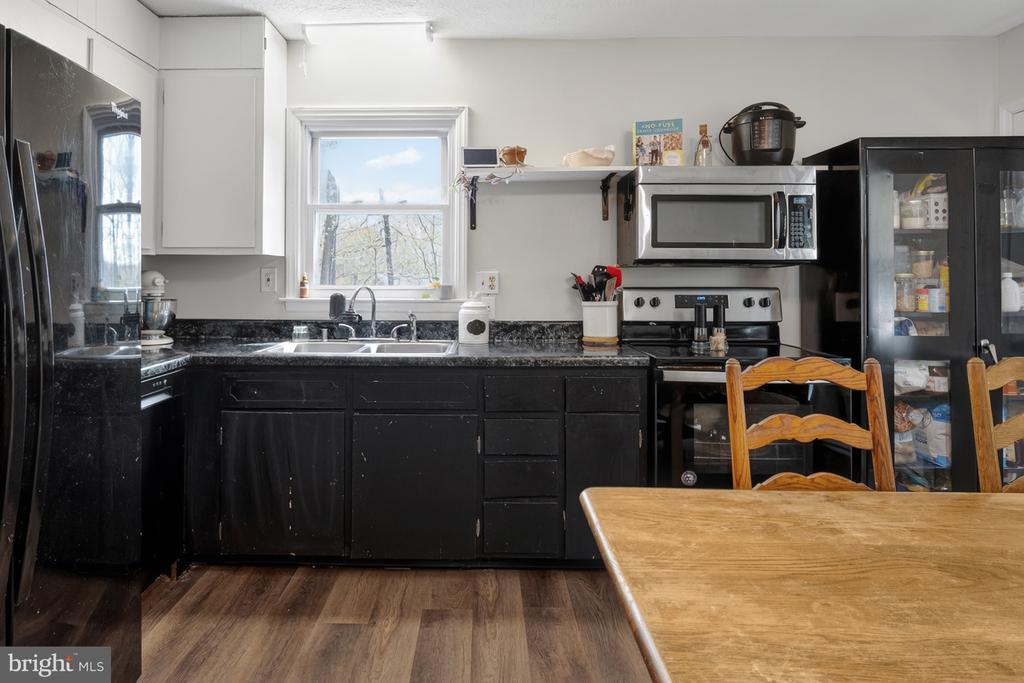 205 MONUMENT RD, LOCUST GROVE, Virginia 22508, 3 Bedrooms Bedrooms, ,1 BathroomBathrooms,Residential,205 MONUMENT RD,VAOR2013786 MLS # VAOR2013786