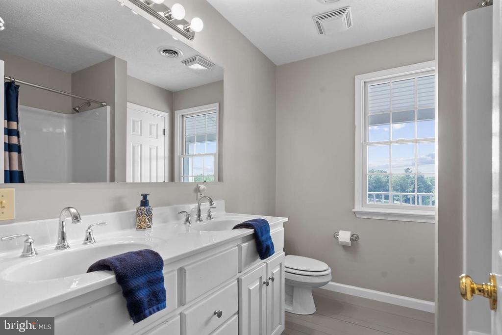 1050 BROOKSTONE RD, LURAY, Virginia 22835, 5 Bedrooms Bedrooms, ,4 BathroomsBathrooms,Residential,1050 BROOKSTONE RD,VAPA2006268 MLS # VAPA2006268