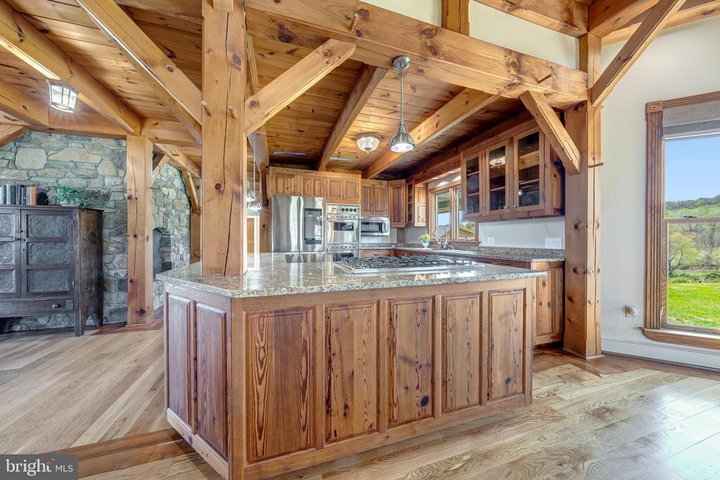 11597 LEEDS CHAPEL LN, MARKHAM, Virginia, 4 Bedrooms Bedrooms, ,2 BathroomsBathrooms,Residential,11597 LEEDS CHAPEL LN,VAFQ2020962 MLS # VAFQ2020962