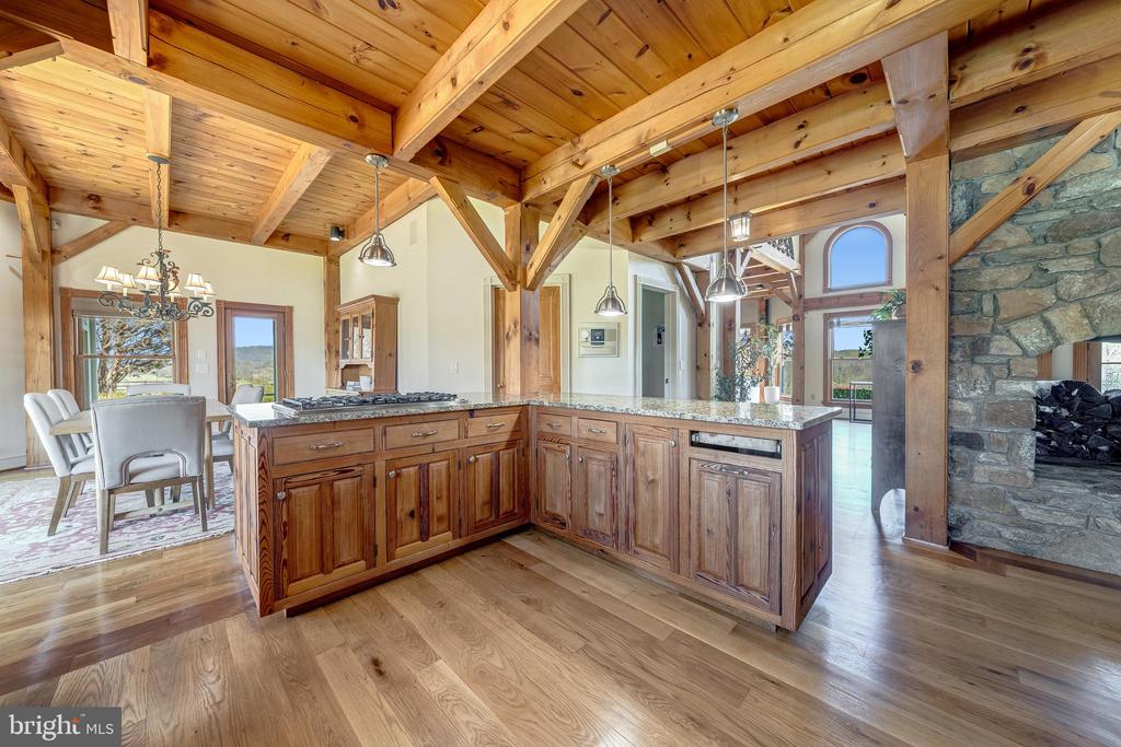 11597 LEEDS CHAPEL LN, MARKHAM, Virginia, 4 Bedrooms Bedrooms, ,2 BathroomsBathrooms,Residential,11597 LEEDS CHAPEL LN,VAFQ2020962 MLS # VAFQ2020962