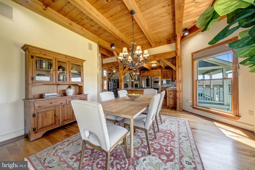 11597 LEEDS CHAPEL LN, MARKHAM, Virginia, 4 Bedrooms Bedrooms, ,2 BathroomsBathrooms,Residential,11597 LEEDS CHAPEL LN,VAFQ2020962 MLS # VAFQ2020962