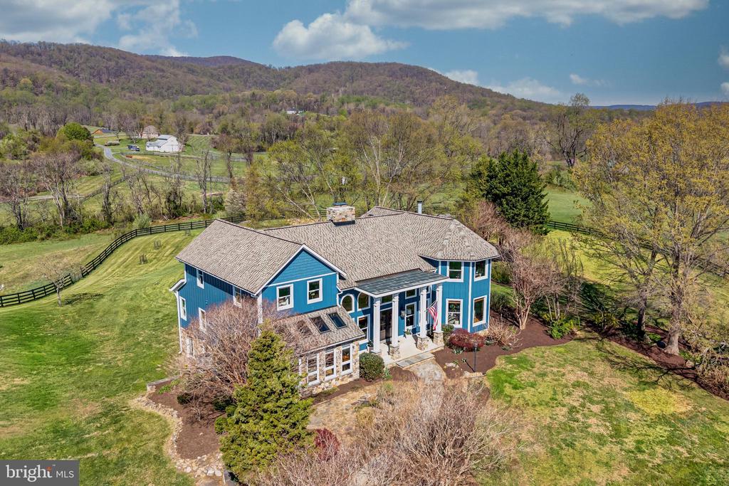 11597 LEEDS CHAPEL LN, MARKHAM, Virginia, 4 Bedrooms Bedrooms, ,2 BathroomsBathrooms,Residential,11597 LEEDS CHAPEL LN,VAFQ2020962 MLS # VAFQ2020962