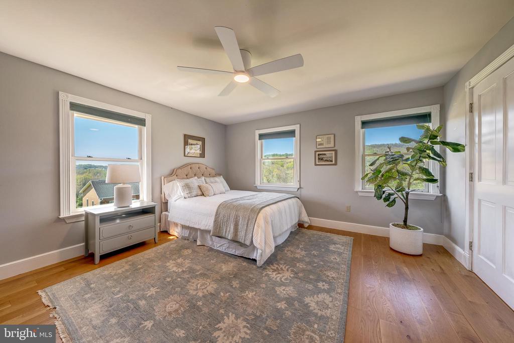 11597 LEEDS CHAPEL LN, MARKHAM, Virginia, 4 Bedrooms Bedrooms, ,2 BathroomsBathrooms,Residential,11597 LEEDS CHAPEL LN,VAFQ2020962 MLS # VAFQ2020962