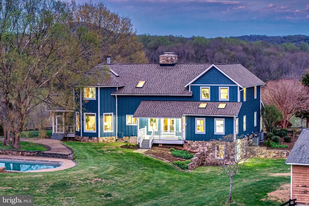 11597 LEEDS CHAPEL LN, MARKHAM, Virginia, 4 Bedrooms Bedrooms, ,2 BathroomsBathrooms,Residential,11597 LEEDS CHAPEL LN,VAFQ2020962 MLS # VAFQ2020962