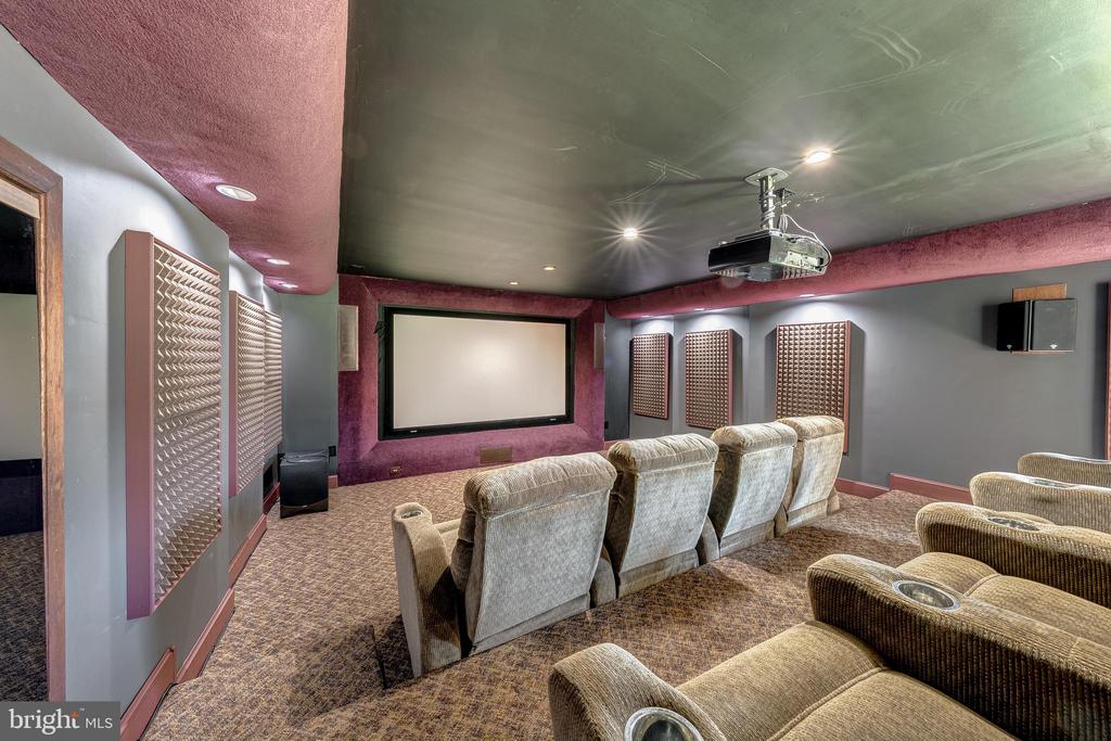 11597 LEEDS CHAPEL LN, MARKHAM, Virginia, 4 Bedrooms Bedrooms, ,2 BathroomsBathrooms,Residential,11597 LEEDS CHAPEL LN,VAFQ2020962 MLS # VAFQ2020962