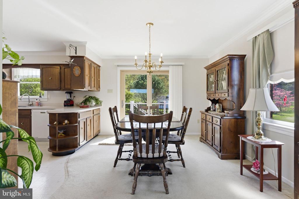 6163 GEORGETOWN RD, BROAD RUN, Virginia, 4 Bedrooms Bedrooms, ,3 BathroomsBathrooms,Residential,6163 GEORGETOWN RD,VAFQ2021082 MLS # VAFQ2021082