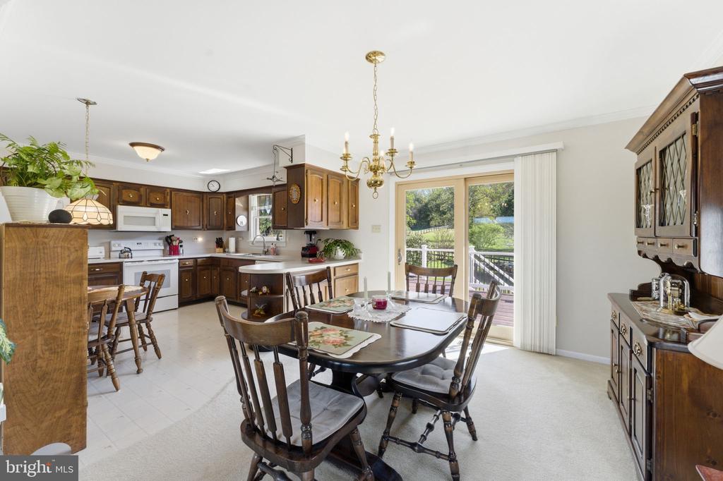 6163 GEORGETOWN RD, BROAD RUN, Virginia, 4 Bedrooms Bedrooms, ,3 BathroomsBathrooms,Residential,6163 GEORGETOWN RD,VAFQ2021082 MLS # VAFQ2021082