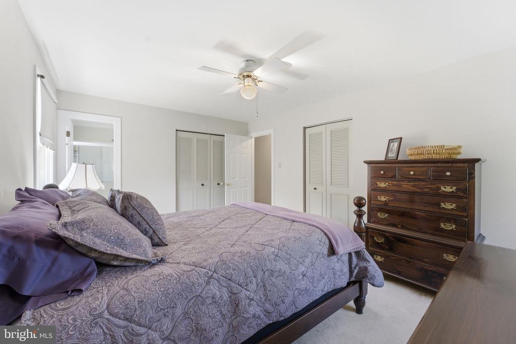 6163 GEORGETOWN RD, BROAD RUN, Virginia, 4 Bedrooms Bedrooms, ,3 BathroomsBathrooms,Residential,6163 GEORGETOWN RD,VAFQ2021082 MLS # VAFQ2021082