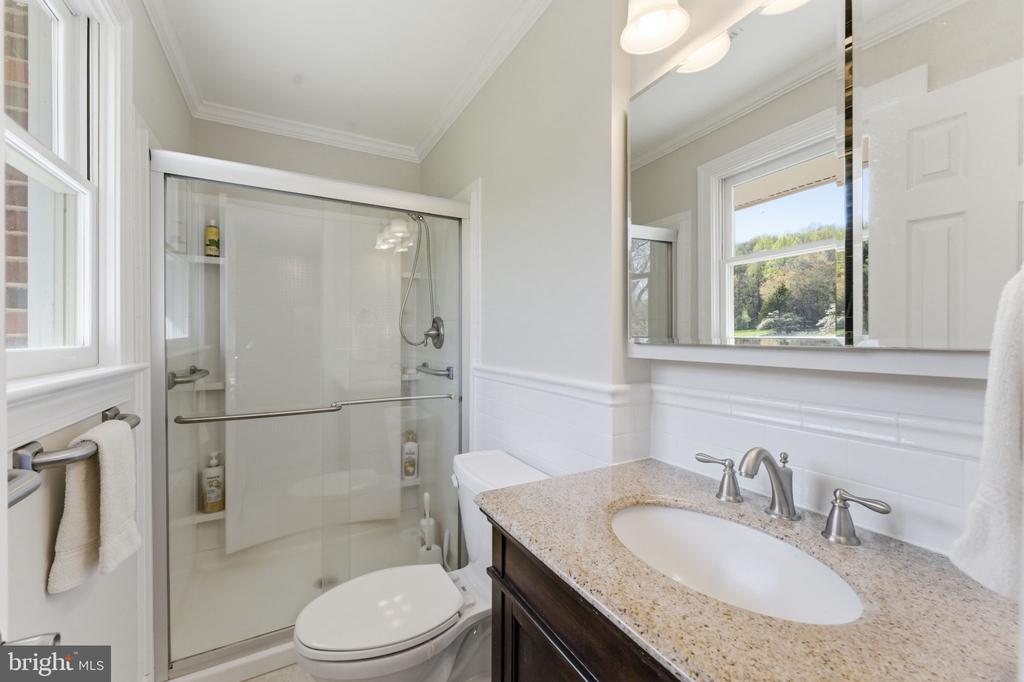 6163 GEORGETOWN RD, BROAD RUN, Virginia, 4 Bedrooms Bedrooms, ,3 BathroomsBathrooms,Residential,6163 GEORGETOWN RD,VAFQ2021082 MLS # VAFQ2021082