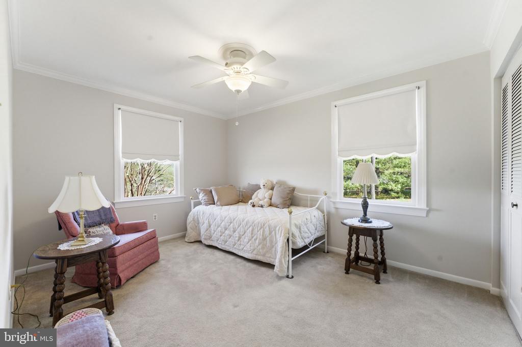 6163 GEORGETOWN RD, BROAD RUN, Virginia, 4 Bedrooms Bedrooms, ,3 BathroomsBathrooms,Residential,6163 GEORGETOWN RD,VAFQ2021082 MLS # VAFQ2021082