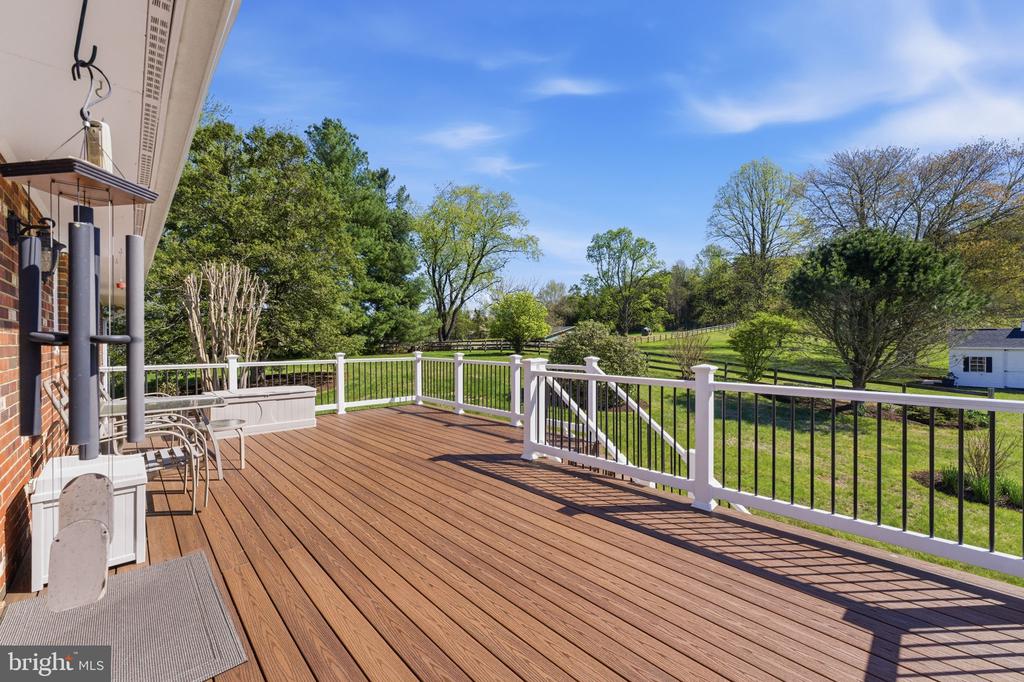 6163 GEORGETOWN RD, BROAD RUN, Virginia, 4 Bedrooms Bedrooms, ,3 BathroomsBathrooms,Residential,6163 GEORGETOWN RD,VAFQ2021082 MLS # VAFQ2021082