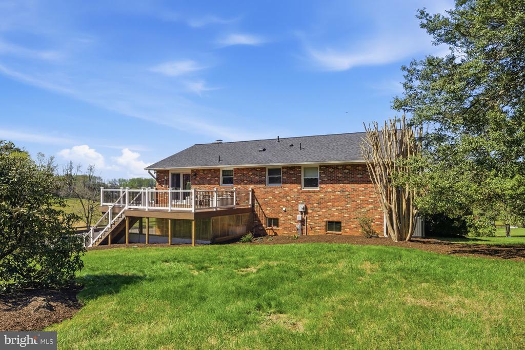 6163 GEORGETOWN RD, BROAD RUN, Virginia, 4 Bedrooms Bedrooms, ,3 BathroomsBathrooms,Residential,6163 GEORGETOWN RD,VAFQ2021082 MLS # VAFQ2021082