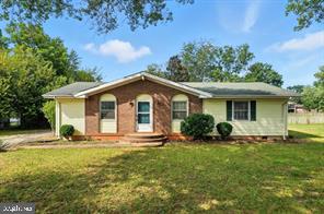 11269 CEDAR AVE, CULPEPER, Virginia 22701, 6 Bedrooms Bedrooms, ,4 BathroomsBathrooms,Residential,11269 CEDAR AVE,VACU2013268 MLS # VACU2013268 11269 CEDAR AVE, CULPEPER, Virginia 22701, 6 Bedrooms Bedrooms, ,4 BathroomsBathrooms,Residential,11269 CEDAR AVE,VACU2013268 MLS # VACU2013268