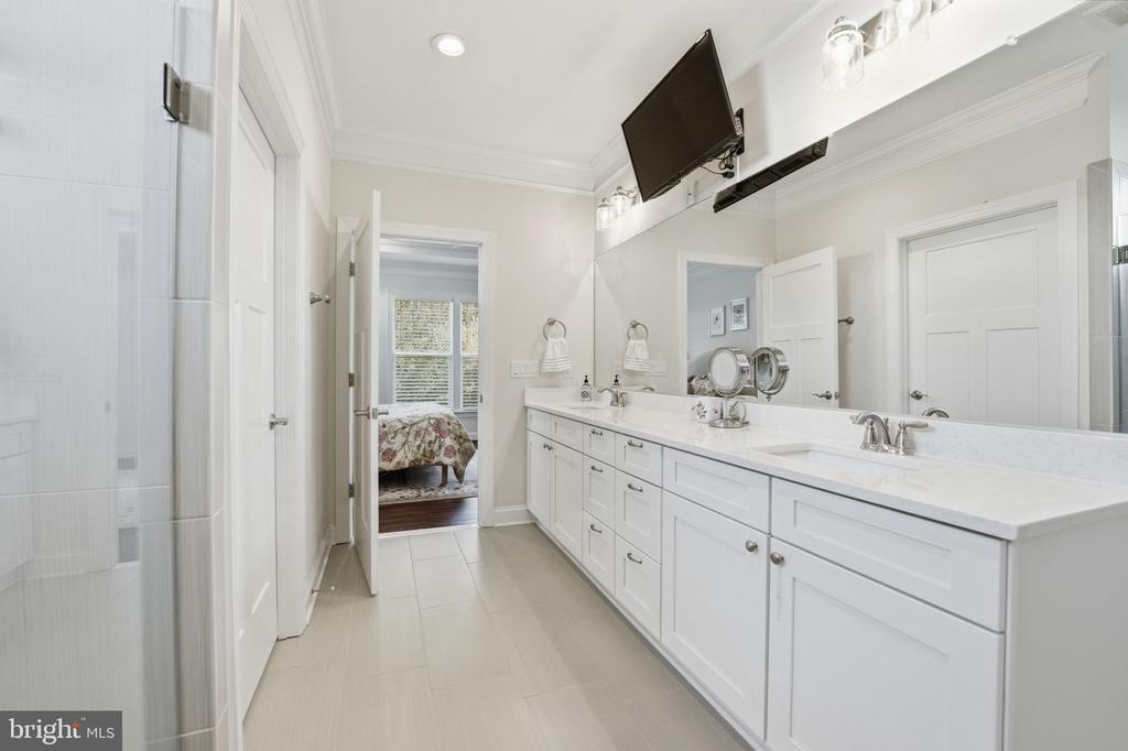 11517 OSPREY TRL, SPOTSYLVANIA, Virginia 22551, 3 Bedrooms Bedrooms, ,2 BathroomsBathrooms,Residential,11517 OSPREY TRL,VASP2040686 MLS # VASP2040686