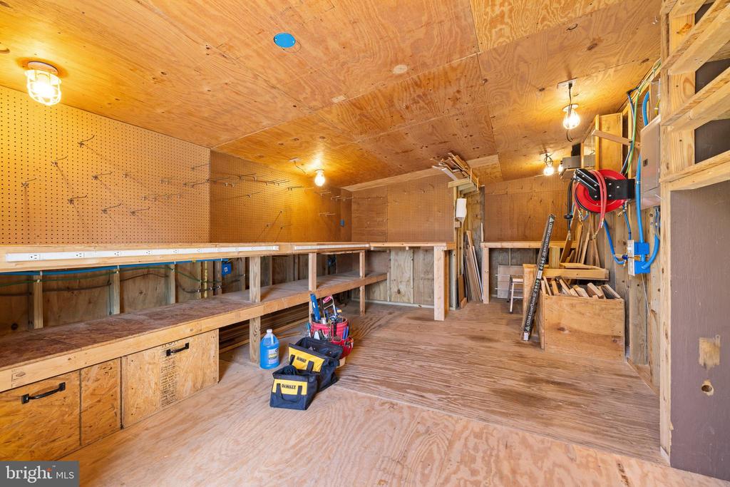 109 WHITE OAK DR, MINERAL, Virginia 23117, 4 Bedrooms Bedrooms, ,2 BathroomsBathrooms,Residential,109 WHITE OAK DR,VALA2009626 MLS # VALA2009626