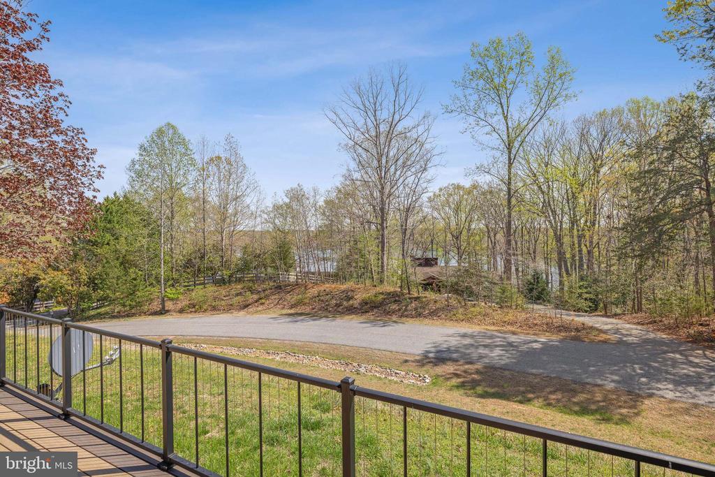 109 WHITE OAK DR, MINERAL, Virginia 23117, 4 Bedrooms Bedrooms, ,2 BathroomsBathrooms,Residential,109 WHITE OAK DR,VALA2009626 MLS # VALA2009626