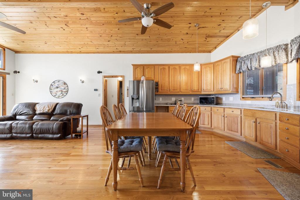 109 WHITE OAK DR, MINERAL, Virginia 23117, 4 Bedrooms Bedrooms, ,2 BathroomsBathrooms,Residential,109 WHITE OAK DR,VALA2009626 MLS # VALA2009626