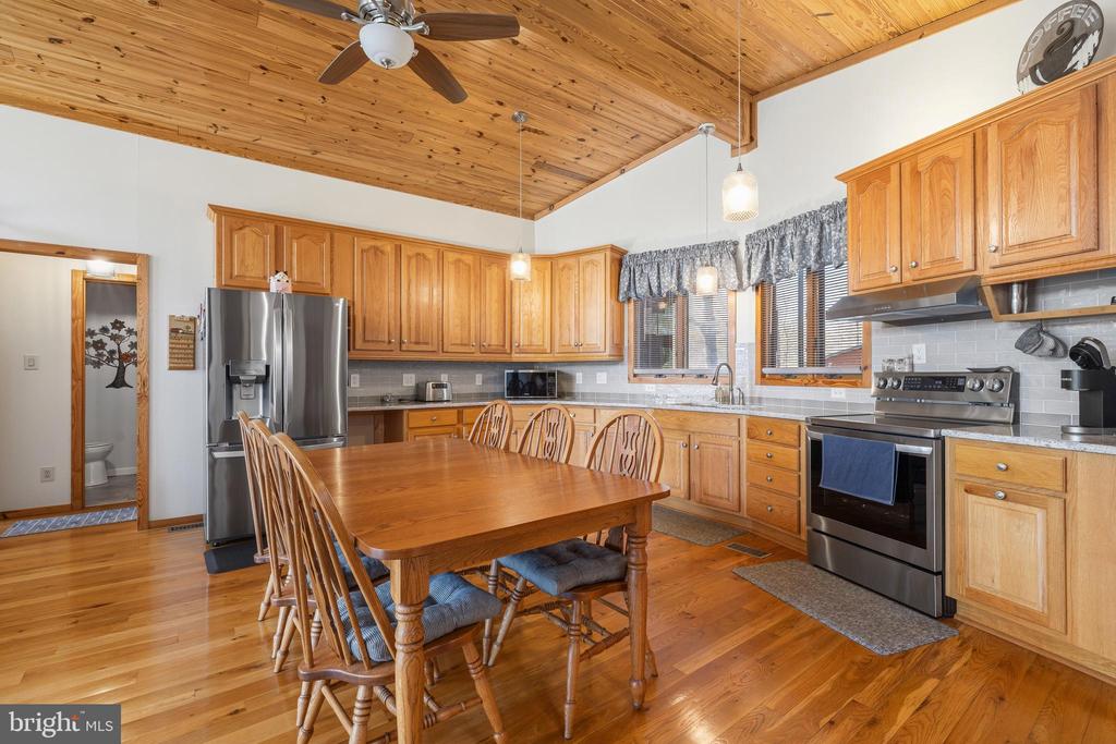 109 WHITE OAK DR, MINERAL, Virginia 23117, 4 Bedrooms Bedrooms, ,2 BathroomsBathrooms,Residential,109 WHITE OAK DR,VALA2009626 MLS # VALA2009626