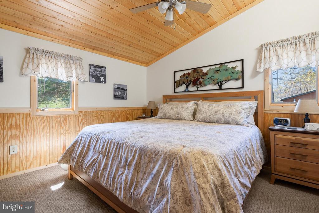 109 WHITE OAK DR, MINERAL, Virginia 23117, 4 Bedrooms Bedrooms, ,2 BathroomsBathrooms,Residential,109 WHITE OAK DR,VALA2009626 MLS # VALA2009626