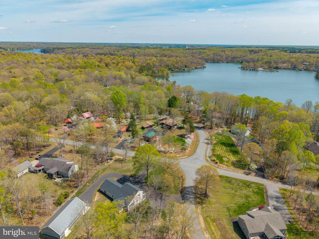 109 WHITE OAK DR, MINERAL, Virginia 23117, 4 Bedrooms Bedrooms, ,2 BathroomsBathrooms,Residential,109 WHITE OAK DR,VALA2009626 MLS # VALA2009626