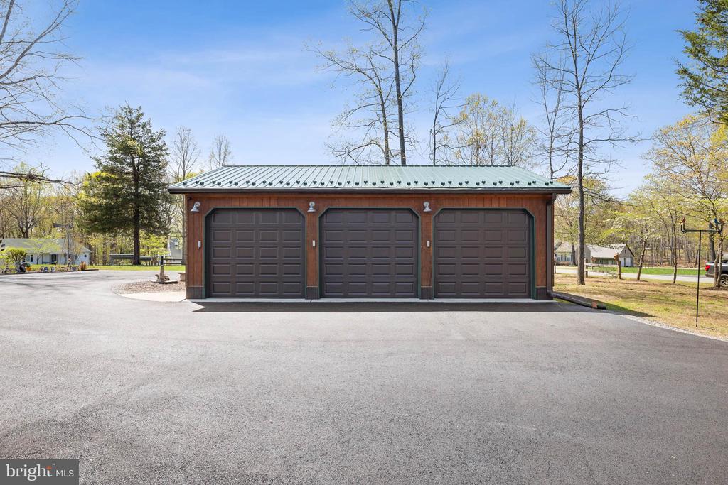 109 WHITE OAK DR, MINERAL, Virginia 23117, 4 Bedrooms Bedrooms, ,2 BathroomsBathrooms,Residential,109 WHITE OAK DR,VALA2009626 MLS # VALA2009626