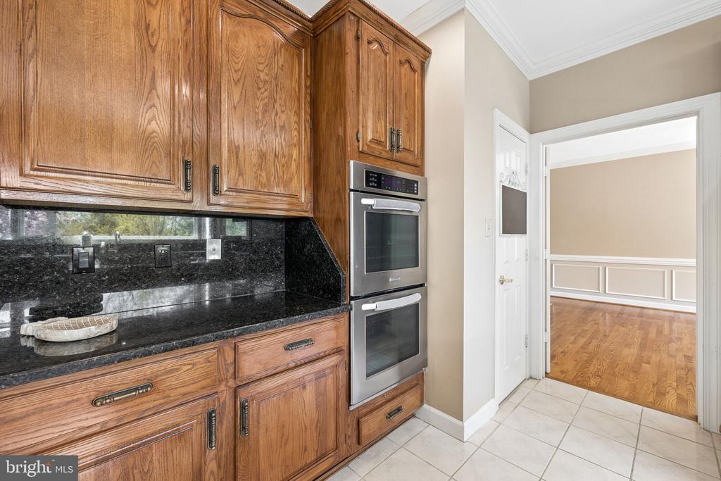 7573 FUSILIER DR, WARRENTON, Virginia 20186, 4 Bedrooms Bedrooms, ,3 BathroomsBathrooms,Residential,7573 FUSILIER DR,VAFQ2021214 MLS # VAFQ2021214